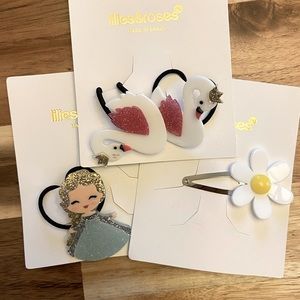 Never Worn Lilies & Roses NY Acrylic Hair Accessories